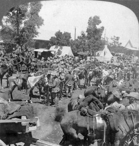 Arrival of General Cronje at Modder River as a prisoner of war, South Africa, Boer War, 1901