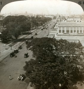 Chowringhee Road, Calcutta, India, c1900s by Underwood and Underwood