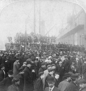 Gordon Highlanders Embarking for South Africa, Liverpool, Lancashire, 1899