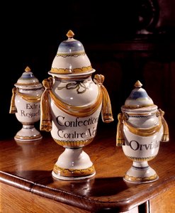 Apothecary pots in faience by Unknown artist