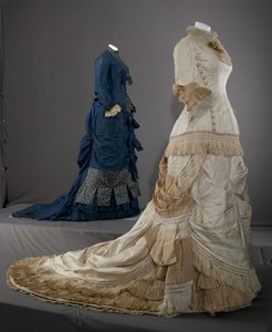 Wedding dress by Unknown artist