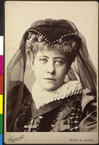 Adele Sandrock as Maria Stuart
