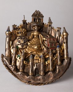 Button of a Mantle Called 
