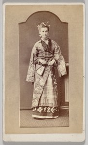 Untitled (white woman in Japanese kimono with fan)