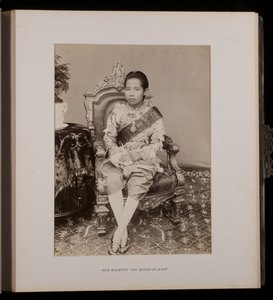 Photograph in Photograph Album by Unknown photographer