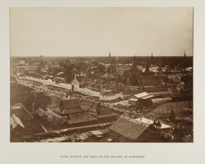 Photograph in photograph album by Unknown photographer
