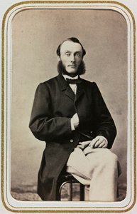 Portrait of a man, carte de visite; the support contains the indication Robert Ditzinger (1826-1891) by Unknown photographer