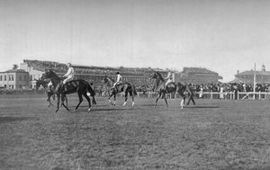St. Leger Horses in Front of the Doncaster Stand, c. 1901-1903