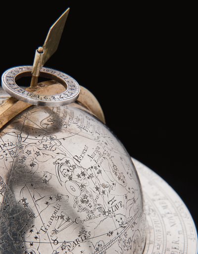 Two exceptional terrestrial and celestial globes, supported by Hercules and Atlas, Augsburg by Abraham Drentwett