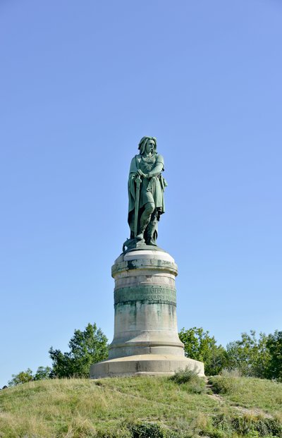Colossal statue of Vercingetorix (72-46 BC), Gallic leader by Aime Millet