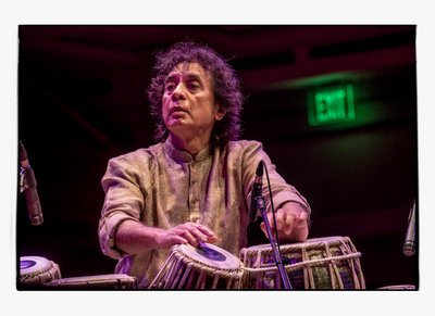 Zakir Hussain at the Schermerhorn Symphony Center, Nashville, 2018 by Alan Messer