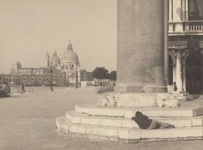 On the Piazza, 6 a.m. by Alfred Stieglitz