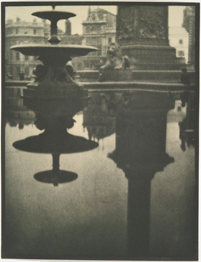 Trafalgar Square by Alvin Langdon Coburn