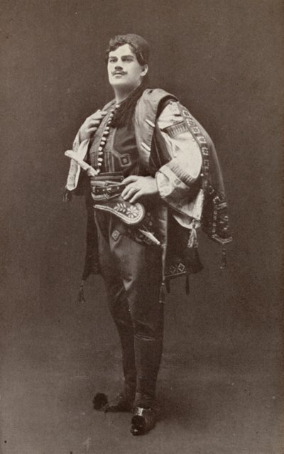 Riccardo Martin as Enzo in 