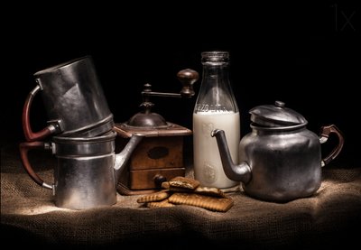 Vintage Coffee Morning by Annalisa Raggio