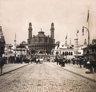 Universal Exposition of 1900 in Paris: Le Trocadero - Private collection by Anonymous Anonymous