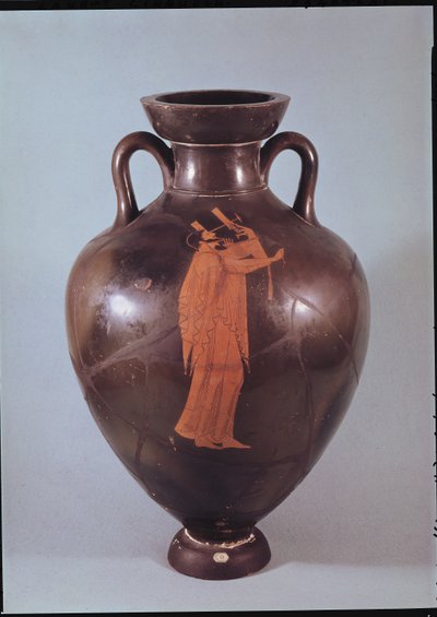 Attic red figure amphora depicting a musician playing a lyre by Berlin Painter