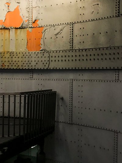 Composition - Metro by Cécile Jamet