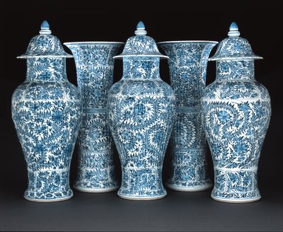 Blue and white garniture, Kangxi period by Chinese School