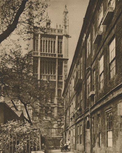 Pinnacled Tower of the Records Office from Cliffords Inn by Donald McLeish