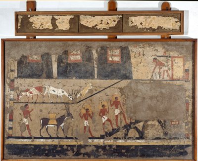 Egyptian antiquity: the transport of wheat on the back of mules and on the back of men. Detrempe on clay and straw from the tomb of the General and Chancellor of King Iti in El Ghebelen near Luxor. 2200-2000 BC. Turin, Egyptian Museum by Egyptian Egyptian