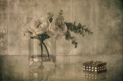 Elegant Rose and Keepsake by Elena Arjona