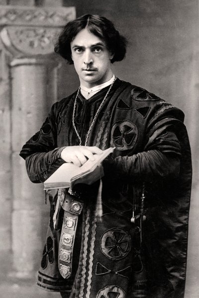 John Martin Harvey, English actor, 1907 by Ellis and Walery