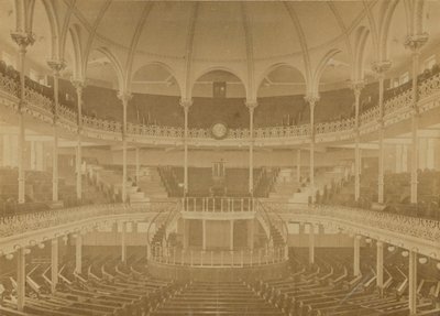 Interior of Spurgeon