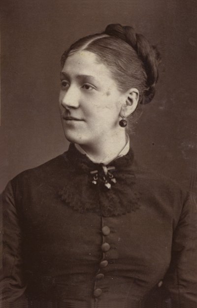 Madge Robertson, Mrs. Kendal by English Photographer