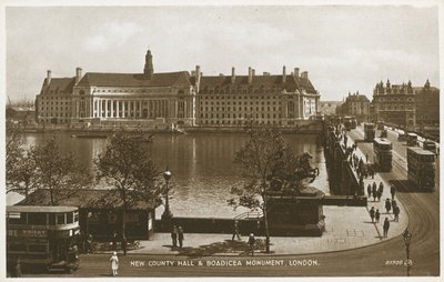 New County Hall, and Boadicea Monument by English Photographer