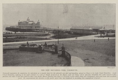 The New Britannia Pier, Yarmouth by English Photographer