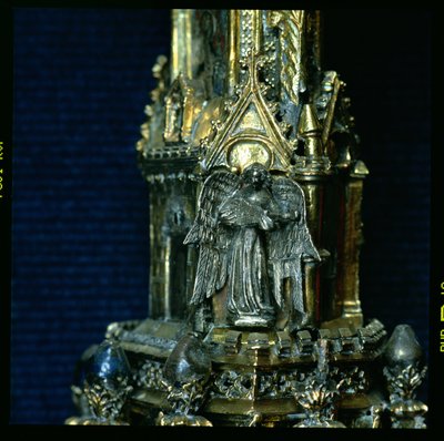 Angel playing a gittern with a plectrum, detail from the crozier of William of Wykeham by English School