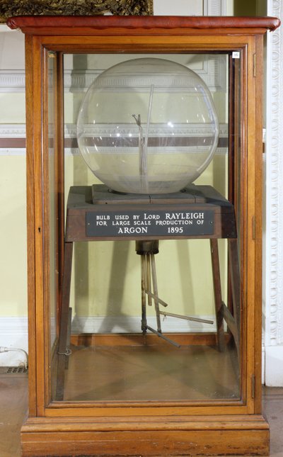 Argon bulb used by Lord Rayleigh by English School