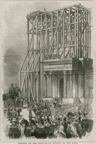 Arrival of the Wellington statue at the Arch, Hyde Park Corner, London by English School