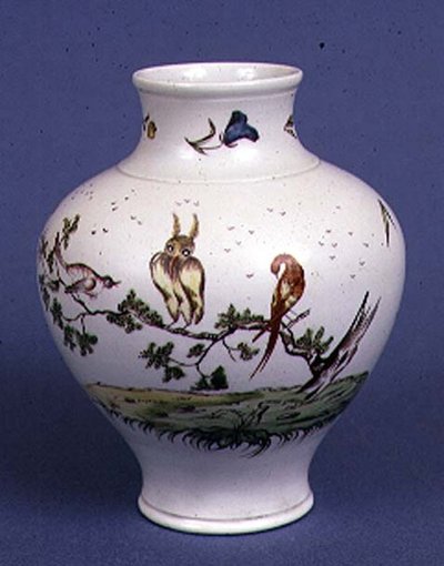 Chelsea vase of broad baluster shape decorated with birds probably painted by O