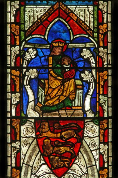 Window Ew depicting the Virgin and Child and the arms of England by English School