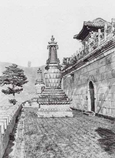 Jehol, Pu lo sze, Chihli, Terrace in the Lama Monastery Pu lo sze by Ernst Boerschmann