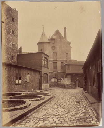 Château de la Reine Blanche, 17 rue des Gobelins by Eugène Atget