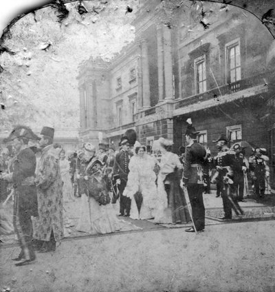 Review of Indian and Colonial Troops by HM the King, Buckingham Palace, London by Excelsior Stereoscopic Tours