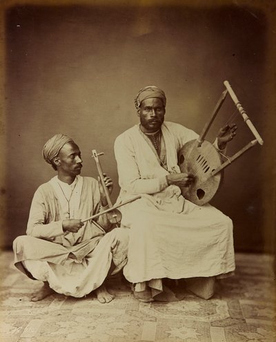 Album "Damas et Baalbek": Pair of Syrian musicians playing a stringed instrument by Félix Bonfils