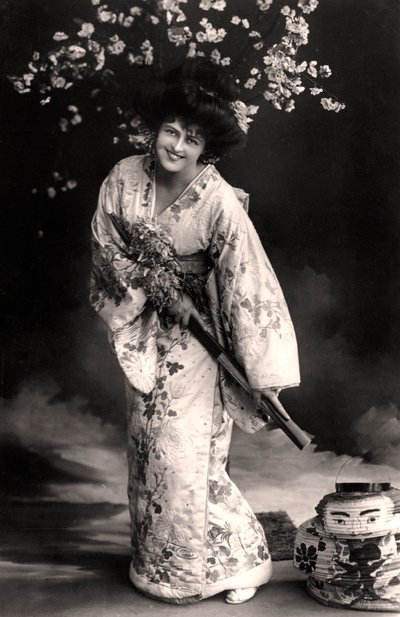 Marie Studholme, English actress by Foulsham and Banfield