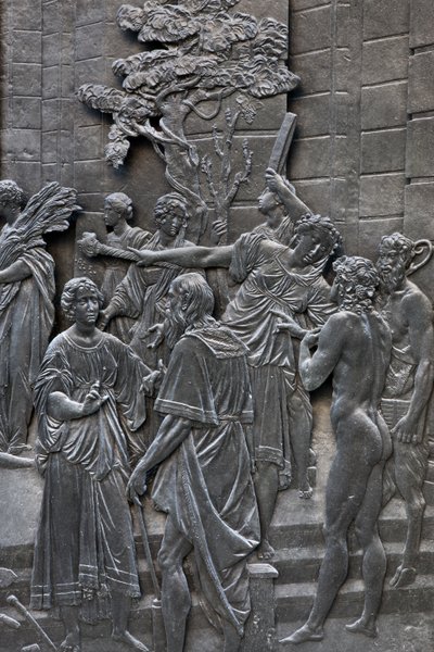 Base representing Alessandro Farnese receiving the ambassadors of Queen Elisabeth of England (detail) by Francesco Mochi