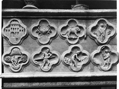 Quatrefoils of the Prophet Aggee: the Temple rebuilt, and the dried Earth, and quatrefoils with the Signs of the Zodiac and the Labours of the Year, from the Cathedral of Notre-Dame in Amiens by French School