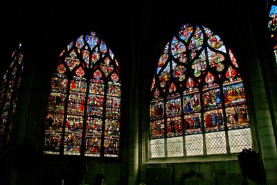 Window depicting the south side of the nave with windows w4 and w6 by French School