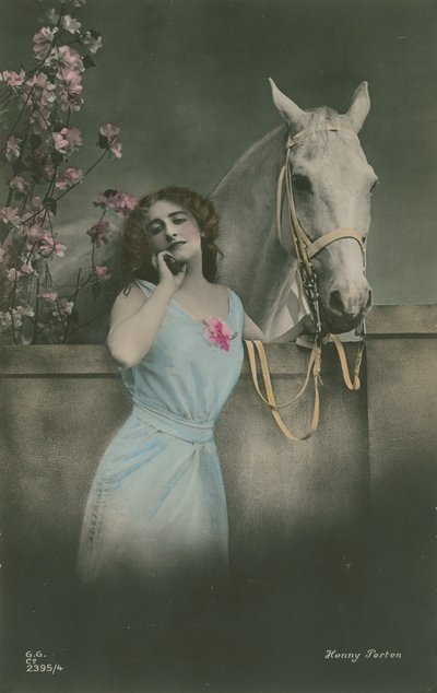 Postcard of German Film Star Henny Porten, Sent in 1913 by German Photographer
