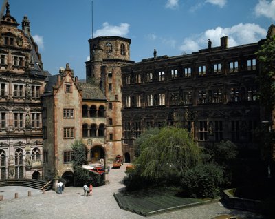 View of the castle of Heidelberg, built in the 16th century by German School