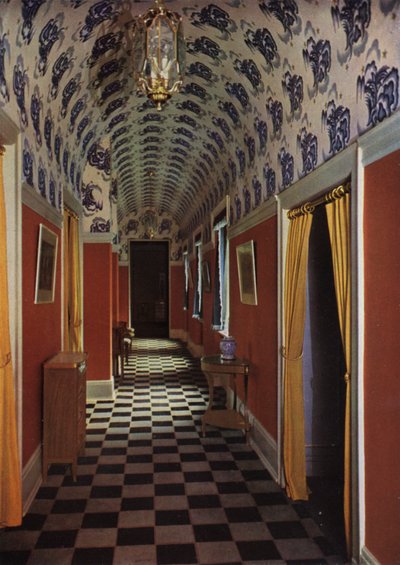 Corridor by Hermann Gerson