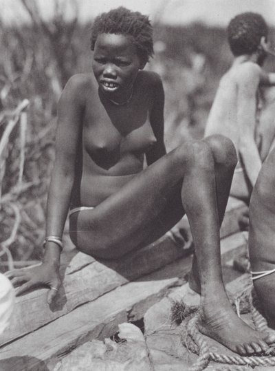 Africa: Nuer girl on the Bahr el Zeraf by Hugo Adolf Bernatzik