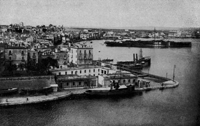 Taranto, Panorama Citta vecchia by Italian Photographer