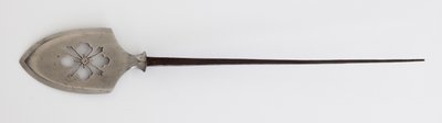 Yanone (arrowhead) of flat type with pierced Hanabishi design by Japanese School